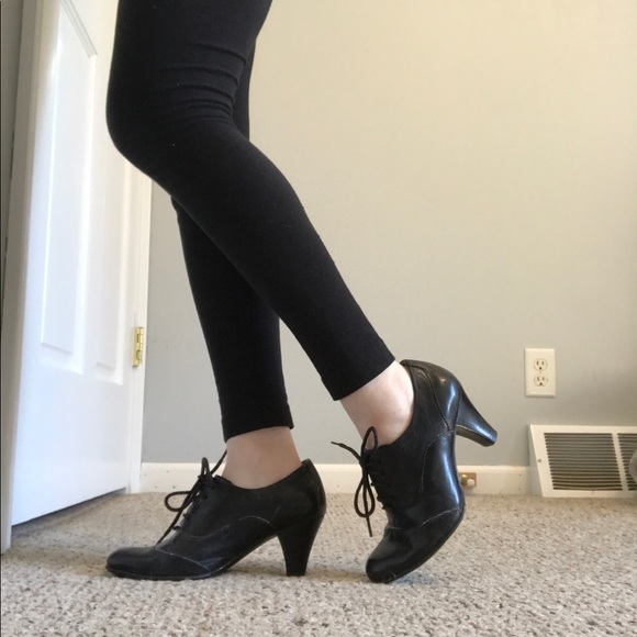 Born Shoes - 🌻BØRN Heeled Oxfords🌻